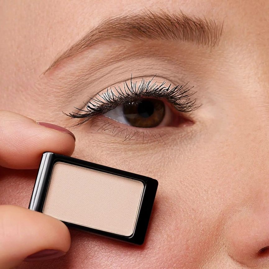 Тени для век матовые тон 561 Eyeshadow Matt Artdeco фото 4